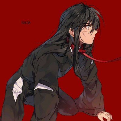 89岁卖花环老人生活孤苦系谣言